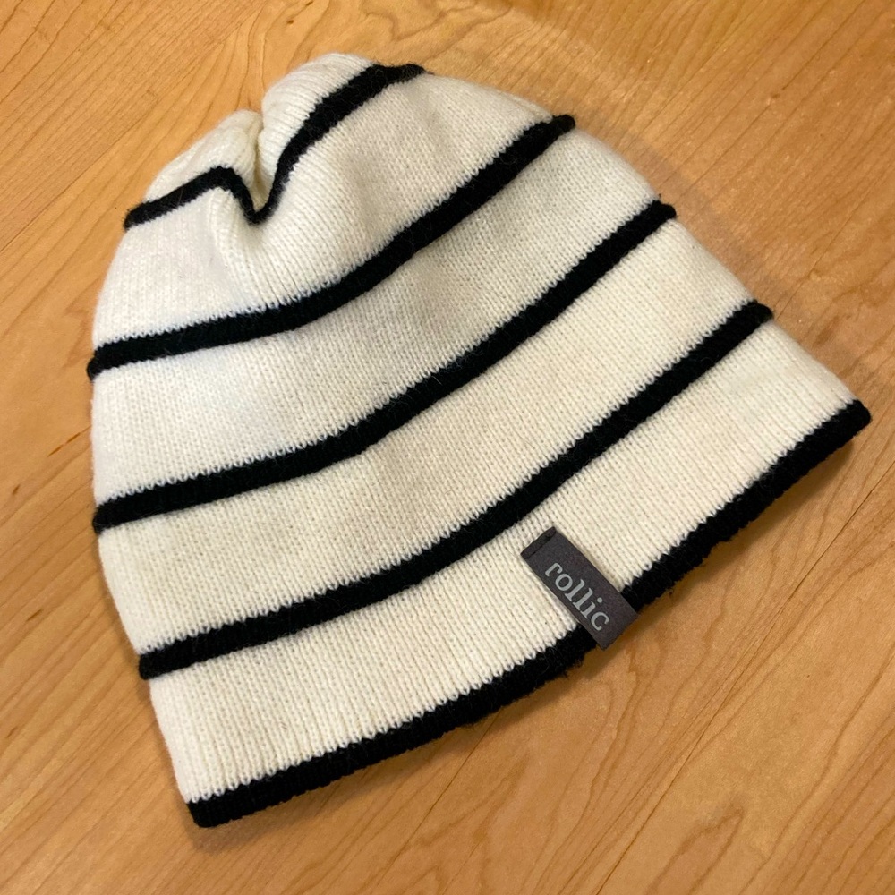Like new white striped knit Rollic beanie